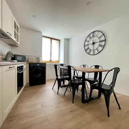 La Tour De Guet بيت للعطل قرقشونه