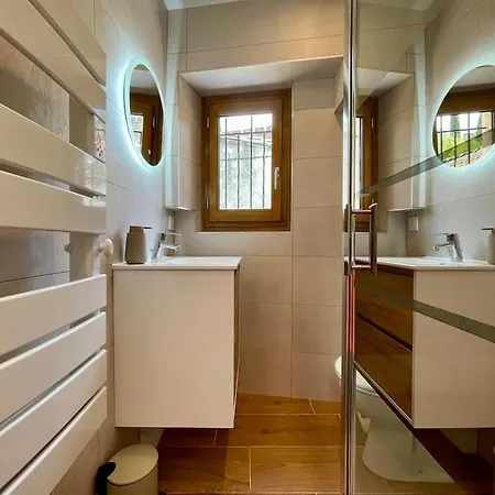 La Tour De Guet * قرقشونه